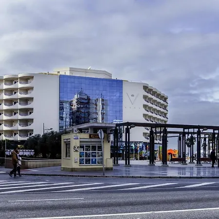 El Velero En La Playa Victoria Grupo Ac Gestion * קדיז
